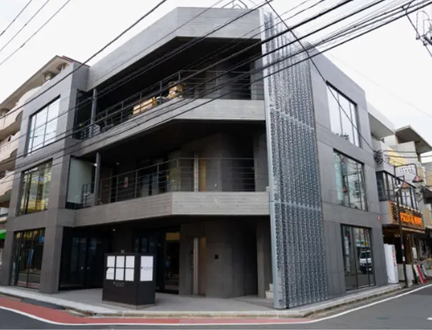 デンタルクリニックCたまプラーザの外装|たまプラーザ駅徒歩3分の歯医者・歯科